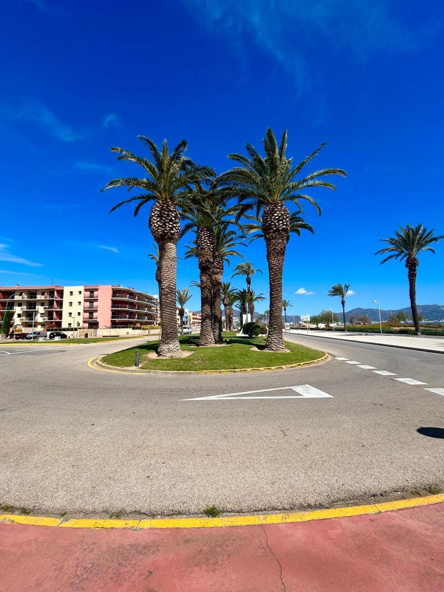 Coup De Coeur Linge De Maison Fournie Empuriabrava Kültér fotó